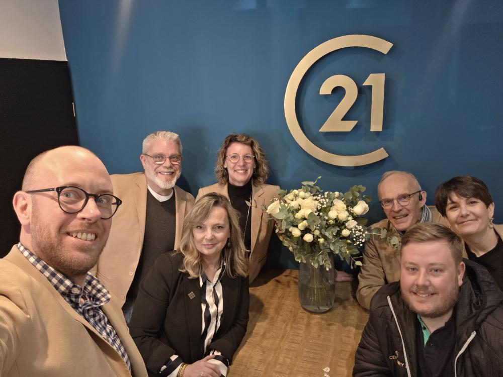 l'équipe de l'agence EIC Immo