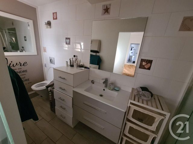 Appartement T2 à vendre - 2 pièces - 38.0 m2 - NARBONNE - 11 - LANGUEDOC-ROUSSILLON - Century 21 Eic Immo Appartement T2 à vendre - 2 pièces - 38.0 m2 - NARBONNE - 11 - LANGUEDOC-ROUSSILLON - Century 21 Eic Immo