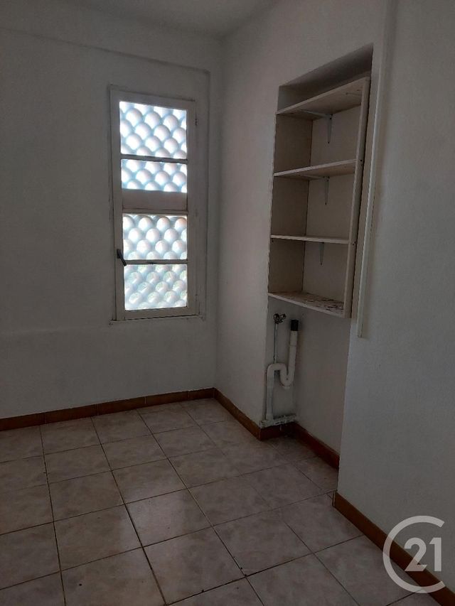 Afficher la photo en grand Appartement F4 à louer - 4 pièces - 72.07 m2 - NARBONNE - 11 - LANGUEDOC-ROUSSILLON - Century 21 Eic Immo
