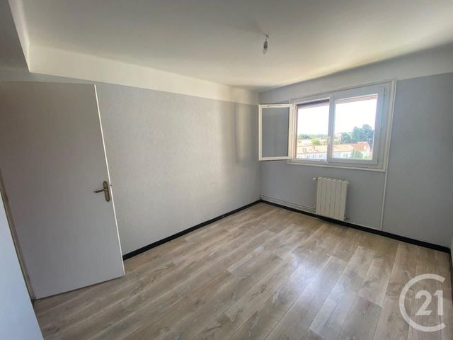 Appartement F3 à louer - 3 pièces - 64.65 m2 - NARBONNE - 11 - LANGUEDOC-ROUSSILLON - Century 21 Eic Immo Appartement F3 à louer - 3 pièces - 64.65 m2 - NARBONNE - 11 - LANGUEDOC-ROUSSILLON - Century 21 Eic Immo