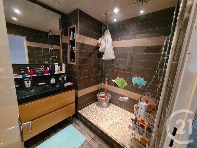 Afficher la photo en grand Appartement T4 à vendre - 4 pièces - 85.3 m2 - NARBONNE - 11 - LANGUEDOC-ROUSSILLON - Century 21 Eic Immo