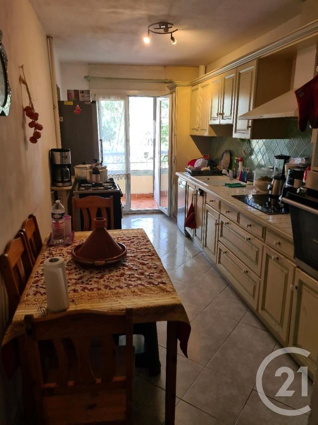 Afficher la photo en grand Appartement T4 à vendre - 4 pièces - 85.3 m2 - NARBONNE - 11 - LANGUEDOC-ROUSSILLON - Century 21 Eic Immo