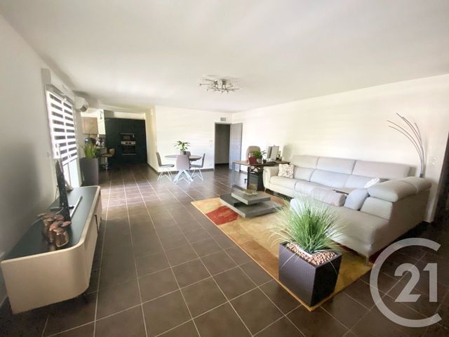 Afficher la photo en grand Appartement F3 à vendre - 3 pièces - 118.78 m2 - NARBONNE - 11 - LANGUEDOC-ROUSSILLON - Century 21 Eic Immo
