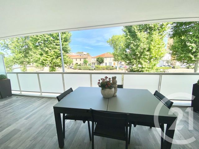 Afficher la photo en grand Appartement F3 à vendre - 3 pièces - 118.78 m2 - NARBONNE - 11 - LANGUEDOC-ROUSSILLON - Century 21 Eic Immo