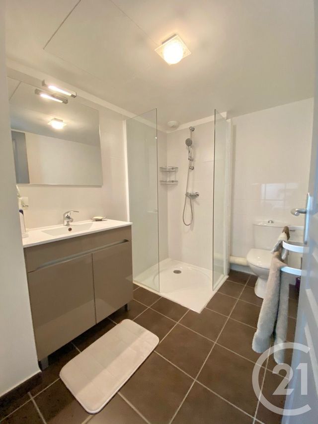 Afficher la photo en grand Appartement F3 à vendre - 3 pièces - 118.78 m2 - NARBONNE - 11 - LANGUEDOC-ROUSSILLON - Century 21 Eic Immo