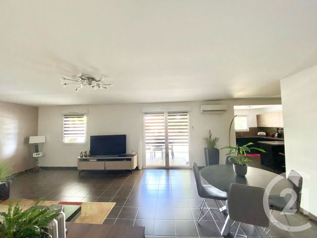 Afficher la photo en grand Appartement F3 à vendre - 3 pièces - 118.78 m2 - NARBONNE - 11 - LANGUEDOC-ROUSSILLON - Century 21 Eic Immo