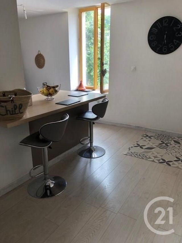 Afficher la photo en grand Appartement F3 à louer - 3 pièces - 96.0 m2 - VINASSAN - 11 - LANGUEDOC-ROUSSILLON - Century 21 Eic Immo