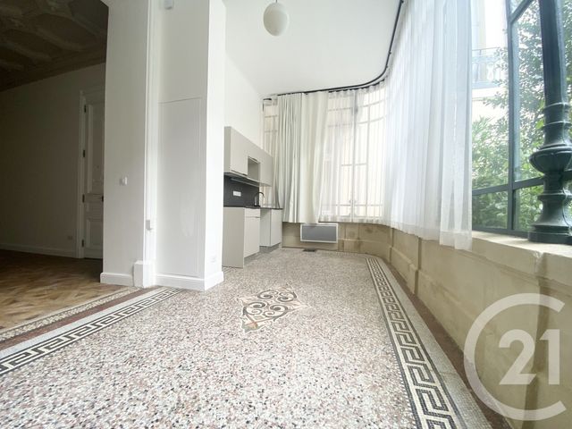 Appartement à louer NARBONNE