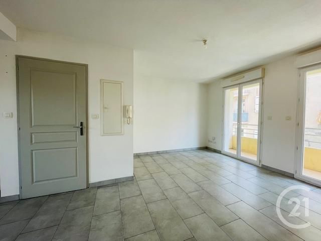 Appartement T3 à louer - 3 pièces - 63.62 m2 - NARBONNE - 11 - LANGUEDOC-ROUSSILLON - Century 21 Eic Immo