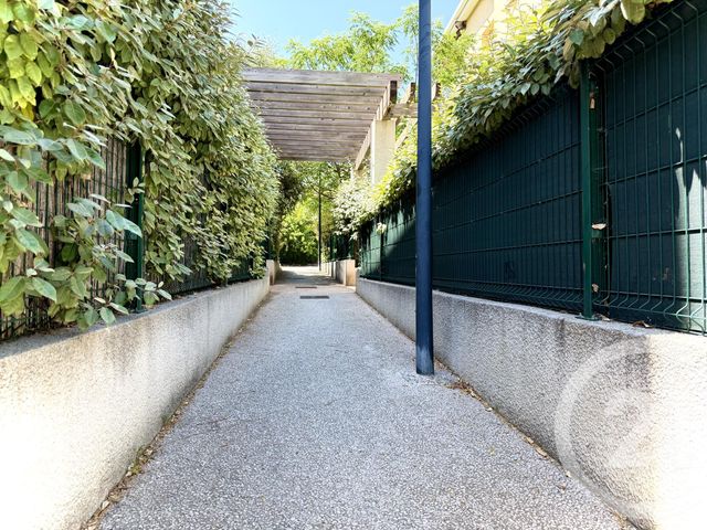 Appartement T3 à vendre - 4 pièces - 58.07 m2 - NARBONNE - 11 - LANGUEDOC-ROUSSILLON - Century 21 Eic Immo
